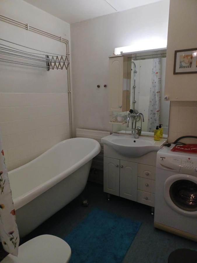 Comfortable Apartment In Хелзинки Екстериор снимка